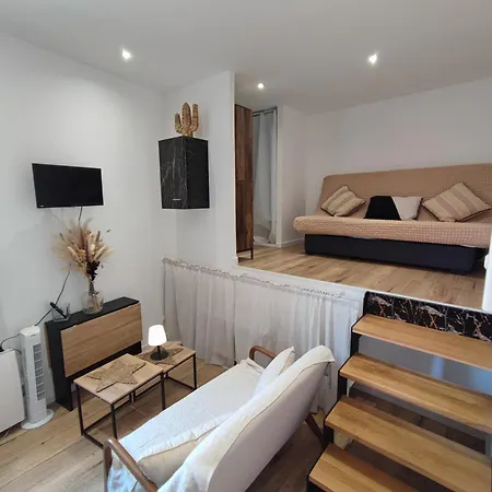 Climatise Plein Centre D'aubagne Apartamento